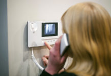 Quel est le prix d’un interphone audio ? prix parlophone